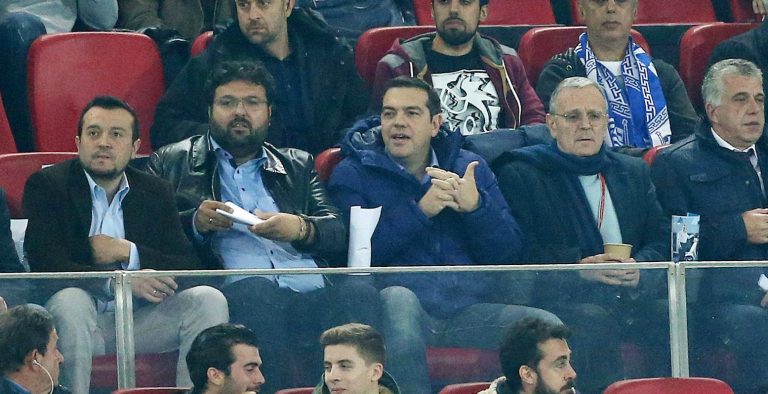 Ντέμης: ‘Εφυγε απ’το μπουθ των διεθνών όταν μπήκε ο Τσίπρας!