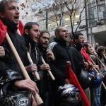 Πολυνομοσχέδιο: Ψηφίζεται σήμερα – Χάος στους δρόμους της Αθήνας