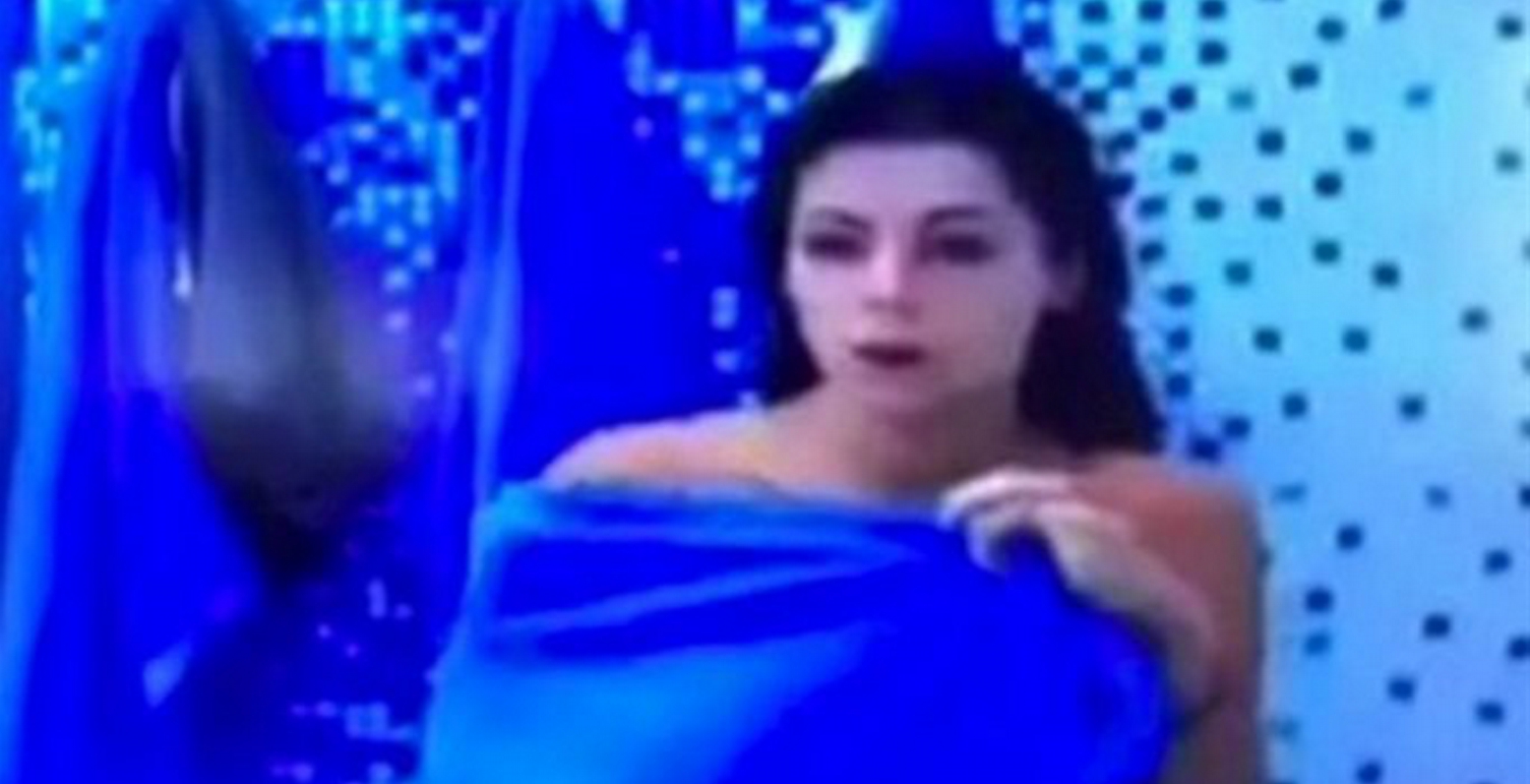 Έβγαλε την πετσέτα κι έδειξε το στήθος της ζωντανά στο δελτίο ειδήσεων! (video)