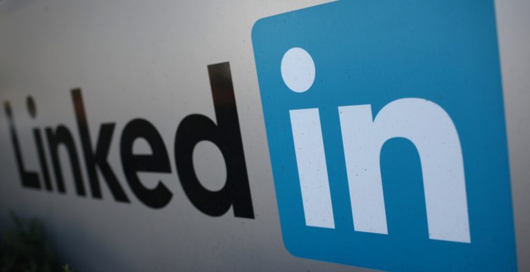 Ρωσία: “Μαύρο” στο LinkedIn