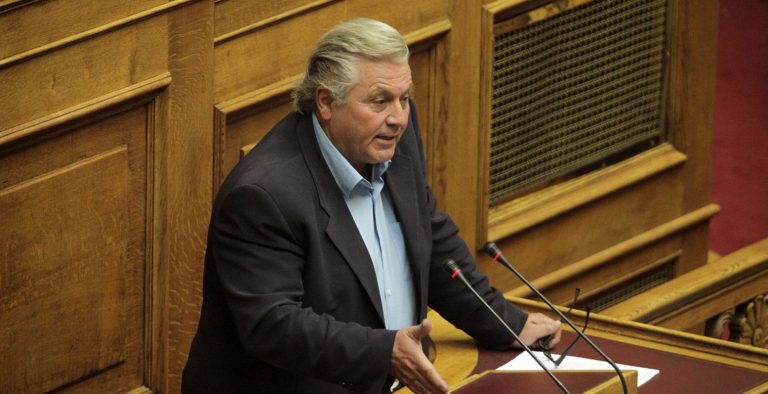 Παπαχριστόπουλος: Θα κοπεί σύρριζα το χέρι όποιου πολιτικού το βάλει στο μέλι