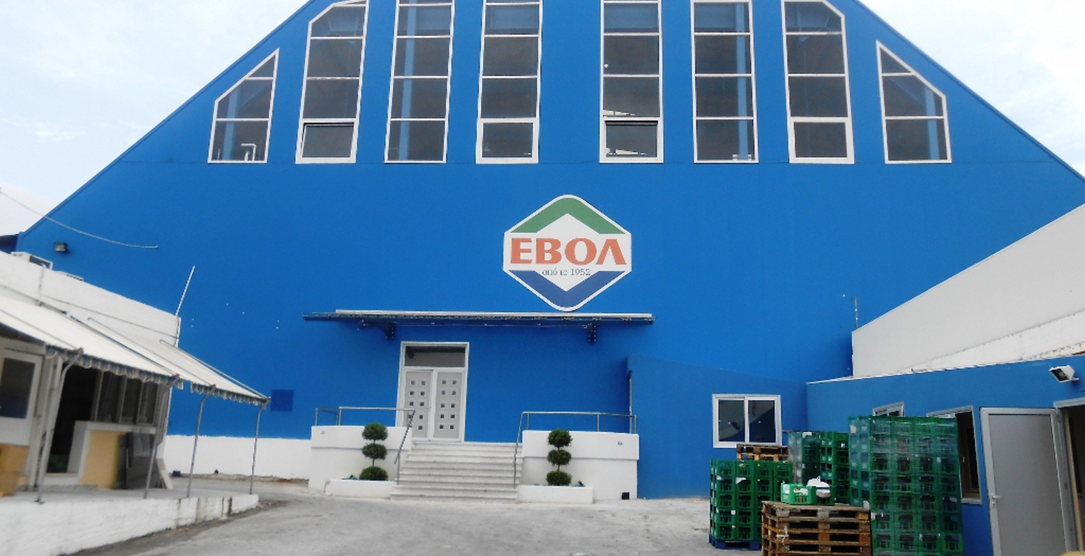 Μετρητοίς θα πληρώνει η ΕΒΟΛ το γάλα στους Λαρισαίους αγελαδοτρόφους