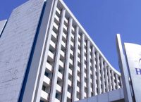 Σε εξέλιξη η συνάντηση Σταθάκη με τους θεσμούς