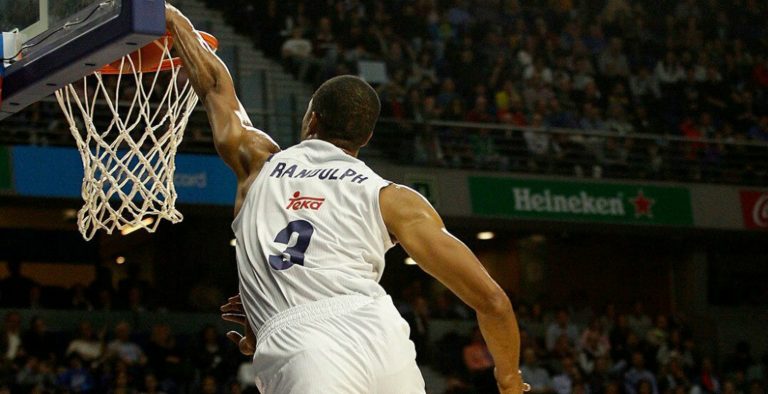 ΔΕΝ ΥΠΑΡΧΕΙ η τάπα του Ράντολφ στον Ντόρσεϊ (vid)