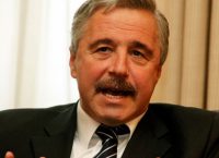 Μανιάτης: Αντί για περικοπές συντάξεων, έσοδα 2-3 δις το χρόνο από Ορυκτούς Πόρους