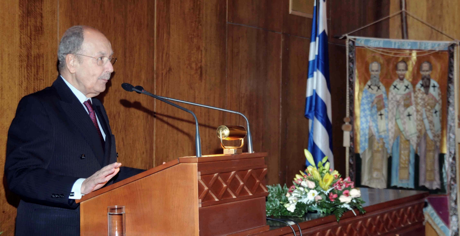 Με τιμές αρχηγού κράτος το τελευταίο αντίο στον Κωστή Στεφανόπουλο