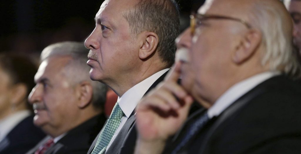 Τουρκία: Βουλευτής είχε μούσι για 2 χρόνια εξαιτίας του Ερντογάν – Επιτέλους ξυρίστηκε  (vid)