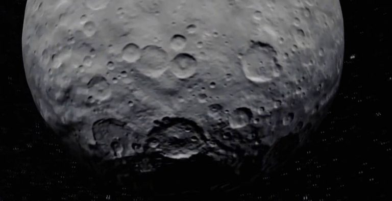 NASA: Νέες φωτογραφίες από το νάνο πλανήτη Δήμητρα (photos)