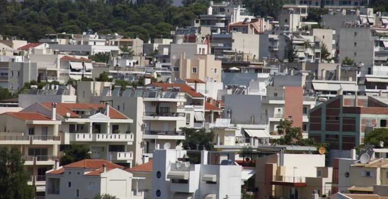 Πάνω από 3 δισ. ευρώ τα πρόστιμα για τα ακίνητα