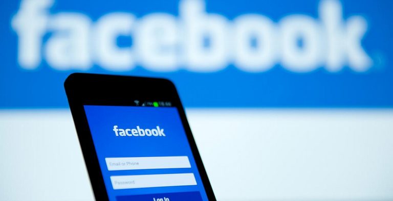 Facebook: Με σύμμαχο την τεχνητή νοημοσύνη για αποτροπή αυτοκτονιών