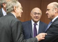 Σαπέν προειδοποιεί Τραμπ για την απορρύθμιση του χρηματοπιστωτικού τομέα