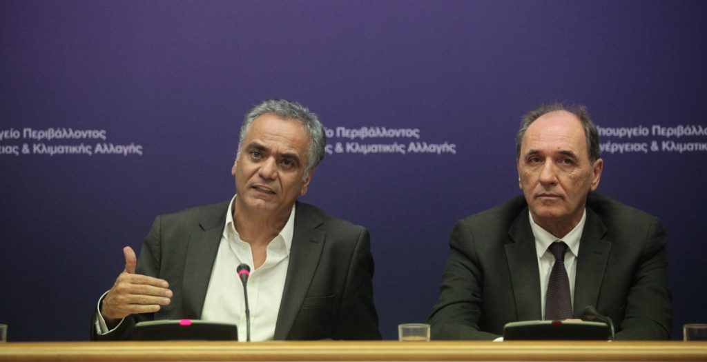 Από πού θα βγουν τα λεφτά που “κάηκαν” με το ναυάγιο του ΔΕΣΦΑ;