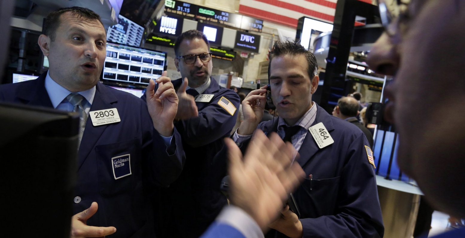 Άνοδος στη Wall Street, παρά την επιφύλαξη λόγω Τραμπ