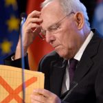 Χρέος: Ο Σόιμπλε επαναλαμβάνει το “ναι” σε βραχυπρόθεσμα μέτρα
