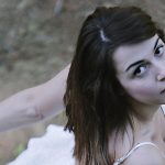 “Το κορίτσι του λύκου” στο θέατρο του Νέου Κόσμου