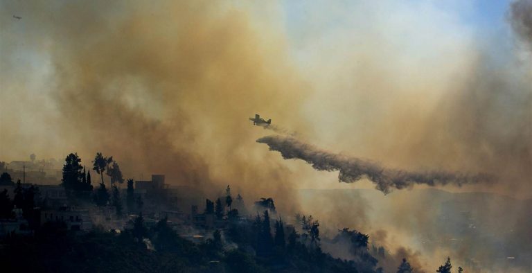 Στις φλόγες το Ισραήλ