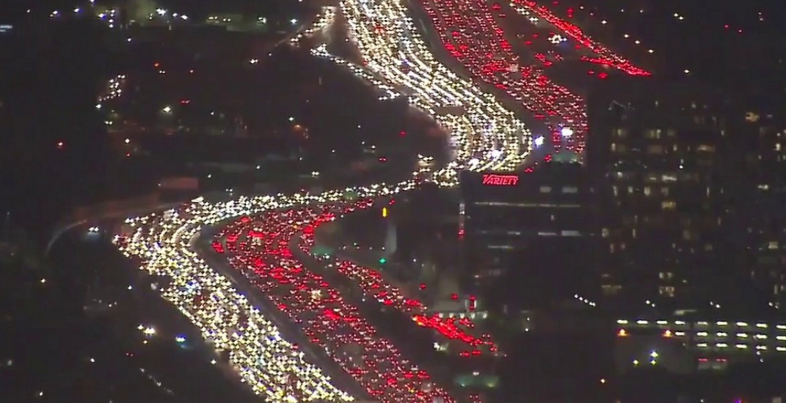 Μποτιλιάρισμα άνευ προηγουμένου στο Λος Άντζελες (video)