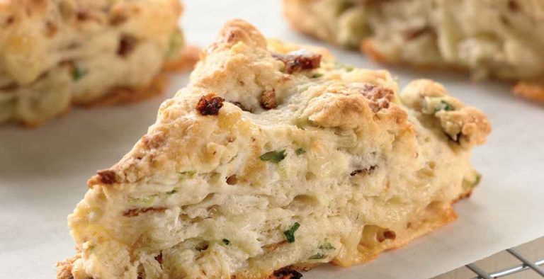 Σκωτσέζικα Scones με τυρί και γαλοπούλα