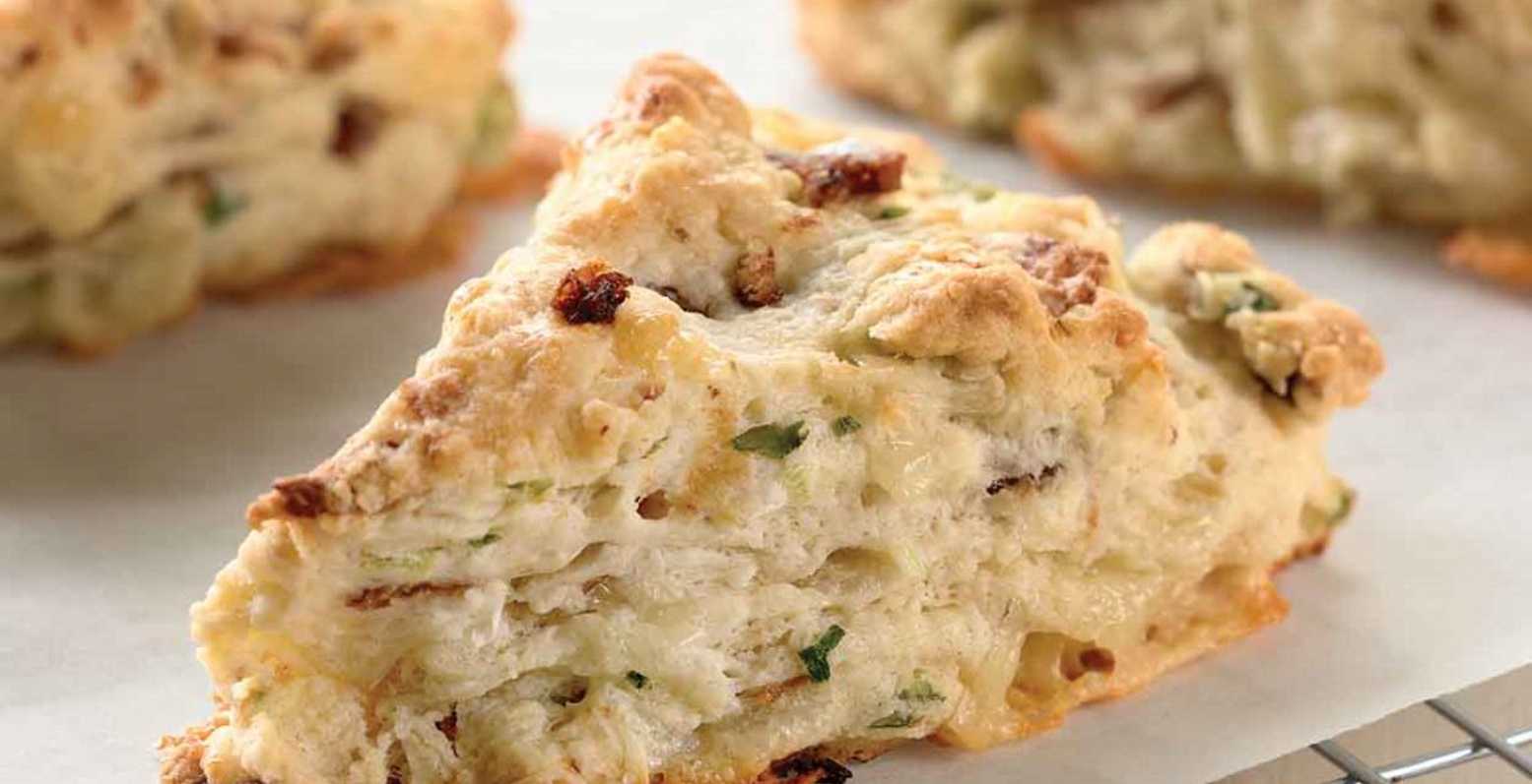 Σκωτσέζικα Scones με τυρί και γαλοπούλα