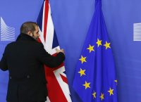 Η ΕΕ προειδοποιεί τον Τραμπ για το Brexit