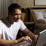 Social Media:  Στο “κόκκινο” τα αρνητικά συναισθήματα τον Νοέμβριο – Πανικός τον Απρίλιο
