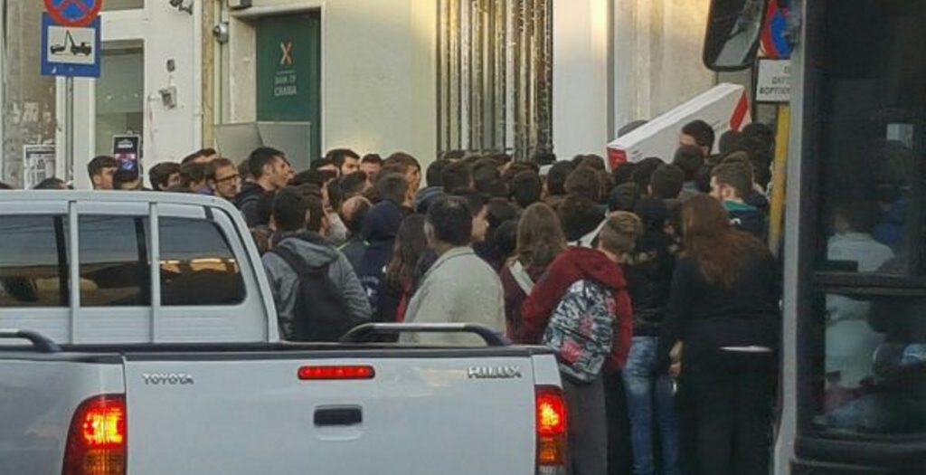 ΕΣΕΕ: Κερδισμένα τα μεγάλα καταστήματα από την Black Friday