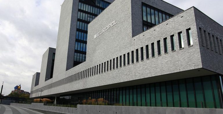 Europol: Πιθανό ένα χτύπημα του ISIS στην Ευρώπη