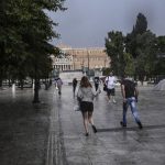 Χαλάει ο καιρός: Βροχές, μποφόρ και χαλάζι