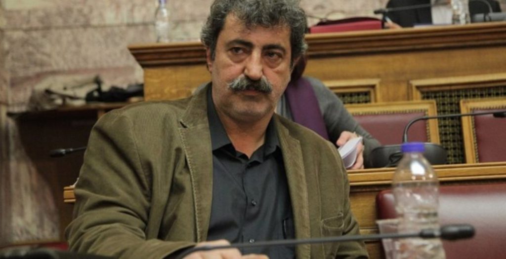 Παύλος Πολάκης: “Υποδέχθηκε” τη νέα χρονιά με ψαροντούφεκο στη Μακρόνησο (pic)