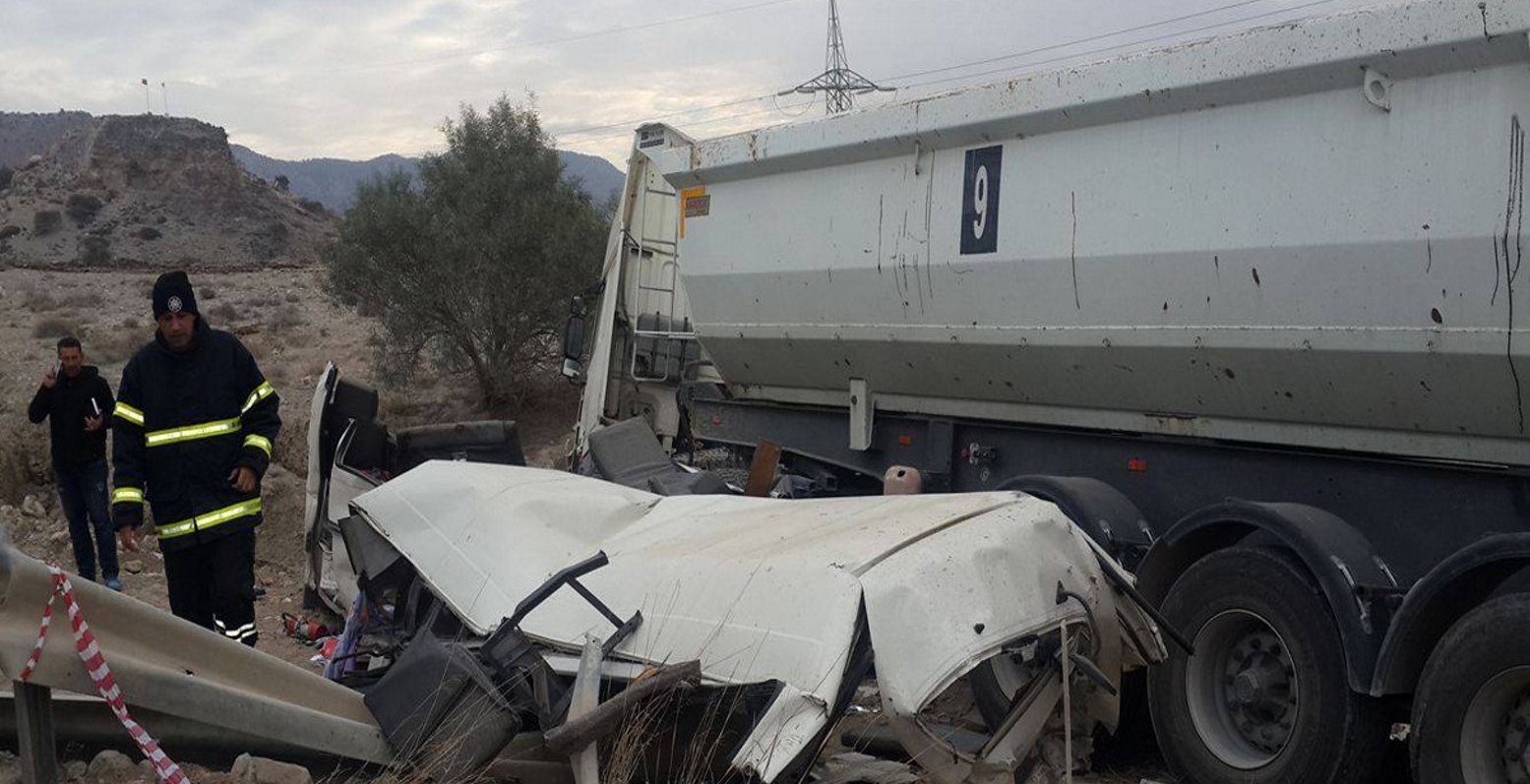 Κύπρος: Δυστύχημα με σχολικό λεωφορείο στα κατεχόμενα (photos & videos)