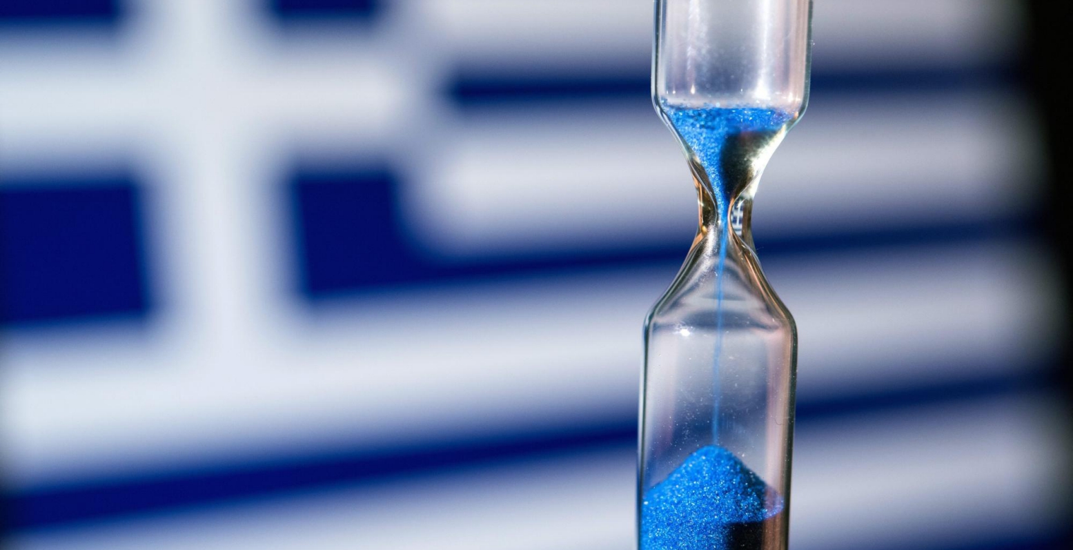 Οι αναλυτές “βλέπουν” πολιτικά ρίσκα για το 2017