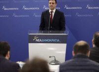 Κικίλιας: Με υπογραφή Τσίπρα οι μειώσεις σε συντάξεις – αφορολόγητο