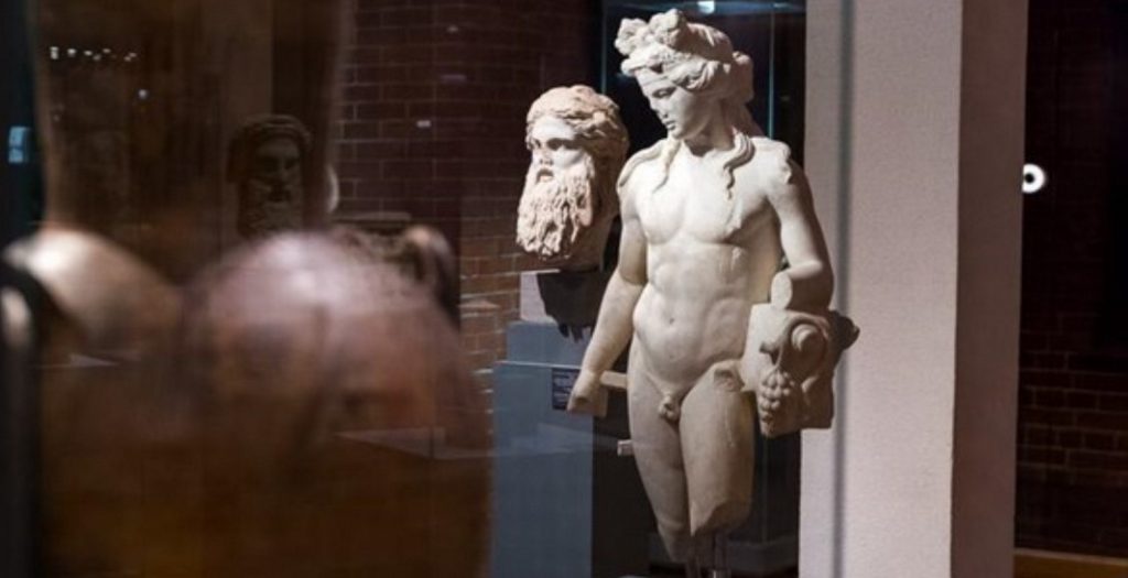 Αρχαιολόγοι και ιστορικοί απαντούν στο ερώτημα «Τι ρωτάμε την αρχαία πολιτιστική κληρονομιά;»