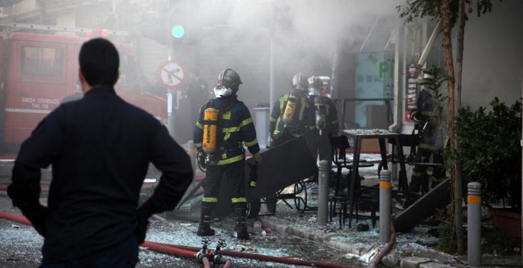 Φονική έκρηξη με μία νεκρή και έξι τραυματίες στα Everest στην Πλατεία Βικτωρίας