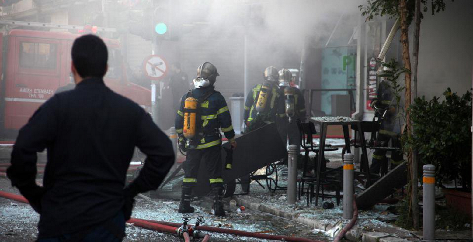 Φονική έκρηξη με μία νεκρή και έξι τραυματίες στα Everest στην Πλατεία Βικτωρίας