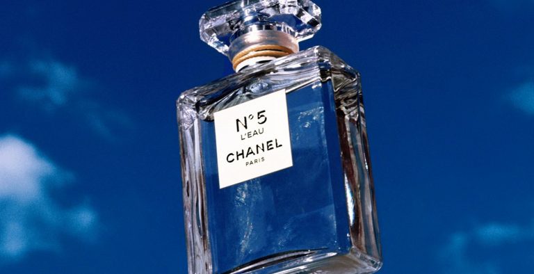 Το Chanel No.5 κινδυνεύει να χάσει τα γιασεμιά!