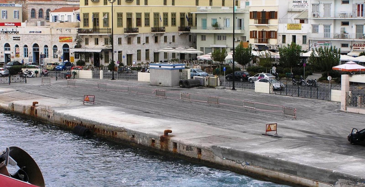 Μείωση 8,9% η διακίνηση επιβατών στους λιμένες το δεύτερο τρίμηνο 2016