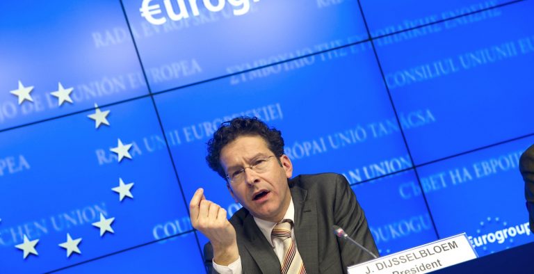 Σκληρό πόκερ στο Eurogroup: Τον Ιανουάριο… οι αποφάσεις(;)