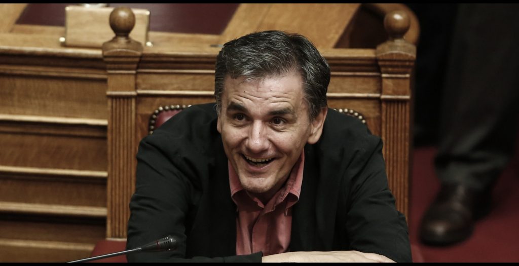 Ο Τσακαλώτος δηλώνει ικανοποιημένος τώρα με το πακέτο Τόμσεν