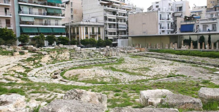 Περιφέρεια Αττικής: 5 εκατ. ευρώ σε έργα πολιτισμού στον Πειραιά