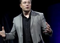 Elon Musk: Σχέδια για τεχνολογία διεπαφής μεταξύ ανθρώπινου εγκεφάλου – υπολογιστή