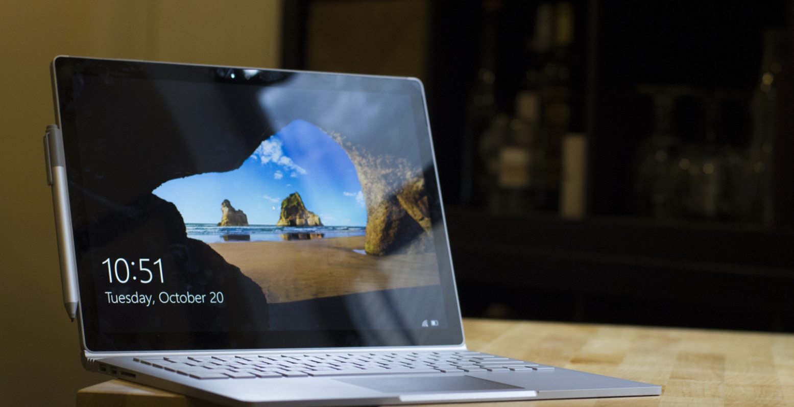 Microsoft: Surface Book  VS MacBook (video)