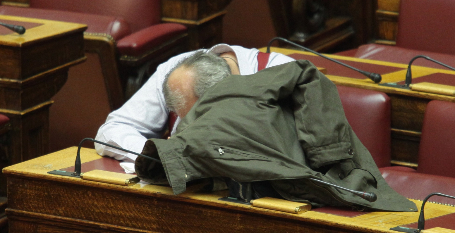 WSJ: Το ατέλειωτο δημοσιονομικό δράμα της Ελλάδας