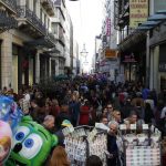 Ωράριο καταστημάτων σήμερα: Ποιες ώρες λειτουργούν τα μαγαζιά