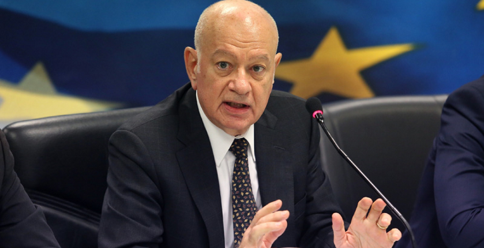Παπαδημητρίου: Οι θεσμοί δε θα μας πάνε σε εκλογές