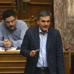 Κοινωνικό μέρισμα: Και οι καταθέσεις στα κριτήρια, λέει ο Ευκλείδης Τσακαλώτος