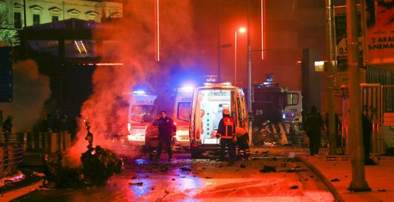 Κωνσταντινούπολη: 38 νεκροί και δεκάδες τραυματίες ο τραγικός απολογισμός από τις εκρήξεις  (pics, vids)