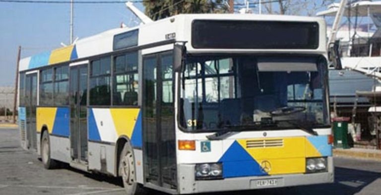 Πανικός σε λεωφορείο στην οδό Λιοσίων – Δέχθηκε τρεις πυροβολισμούς