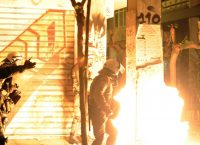 Εξάρχεια: Βόμβες μολότοφ κατά διμοιρίας των ΜΑΤ