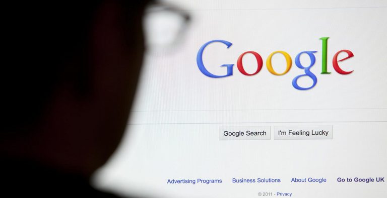 Google: Προσφέρει 300 εκατομμύρια δολάρια για την καταπολέμηση των fake news